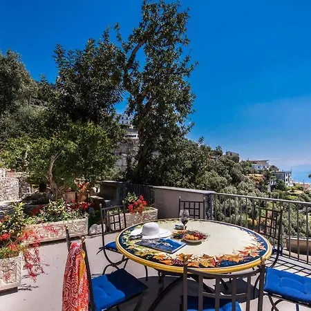 Le Contrade - Sosore Holiday Homes - Amalfi Coast Apartment