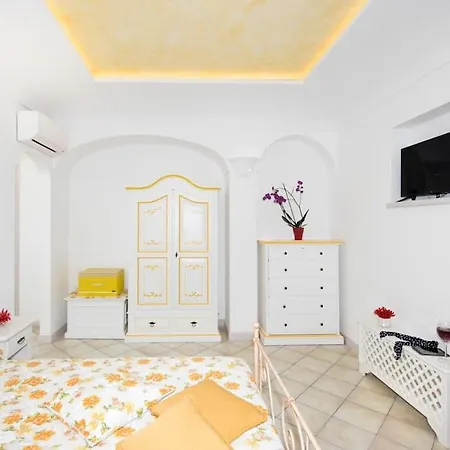 Le Contrade - Sosore Holiday Homes - Amalfi Coast Apartment *