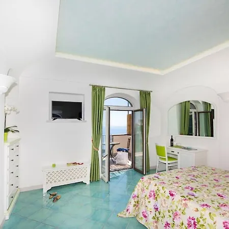 Le Contrade - Sosore Holiday Homes - Amalfi Coast Apartment Positano